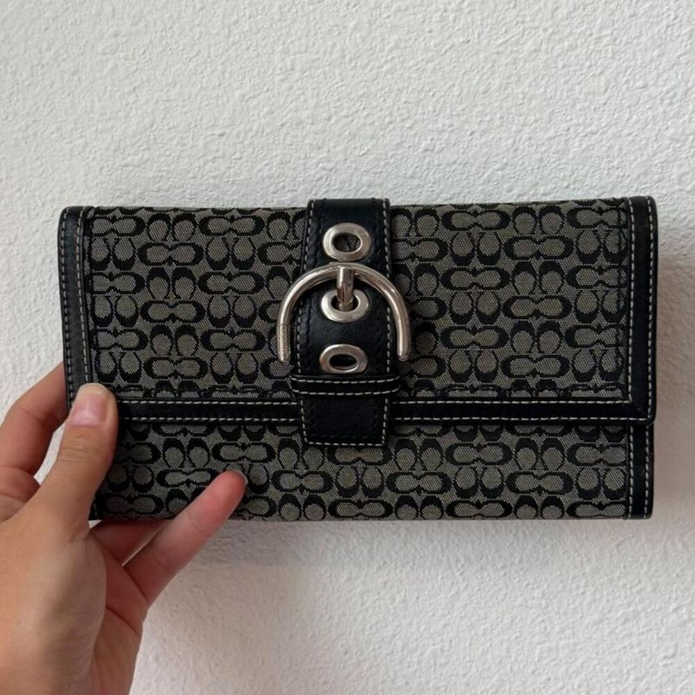 Coach Women's Black Wallet-purses